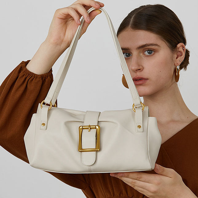 Borsa a Spalla in Vera Pelle Bovina con Fibbia Gold — Retro Chic