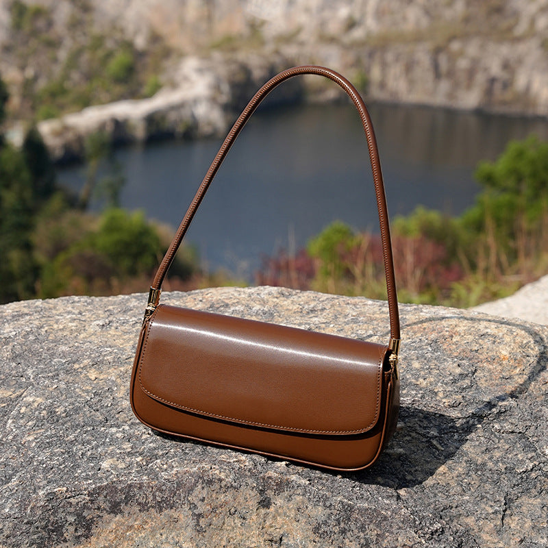 Baguette Bag in Vera Pelle Box Lucida - AYA BORSE 