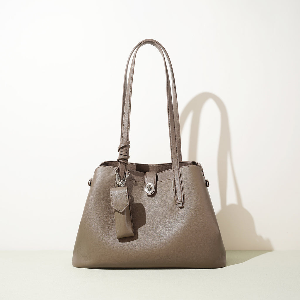 Borsa Bucket Ascellare in Vera Pelle Top Grain — Lusso Minimalista | AYA BORSE - AYA BORSE 