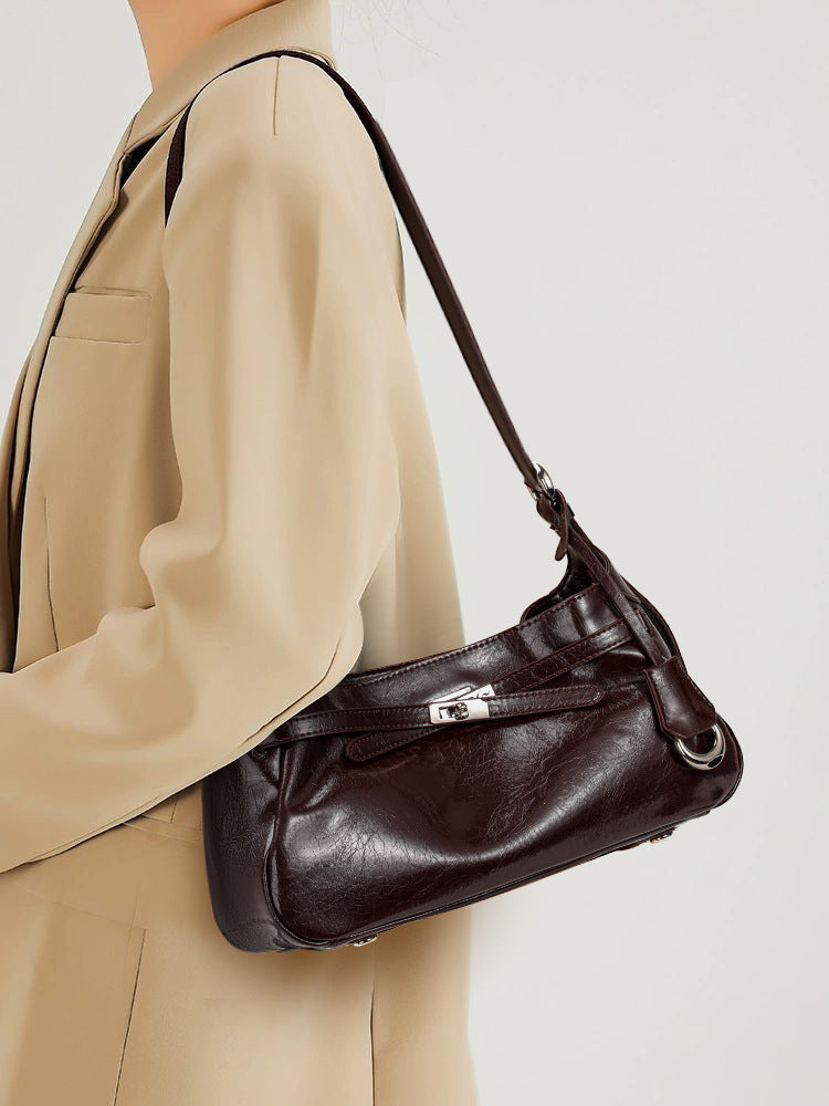 Borsa Hobo Ascellare in Vera Pelle Verniciata — Business Chic Contemporaneo | AYA BORSE - AYA BORSE 