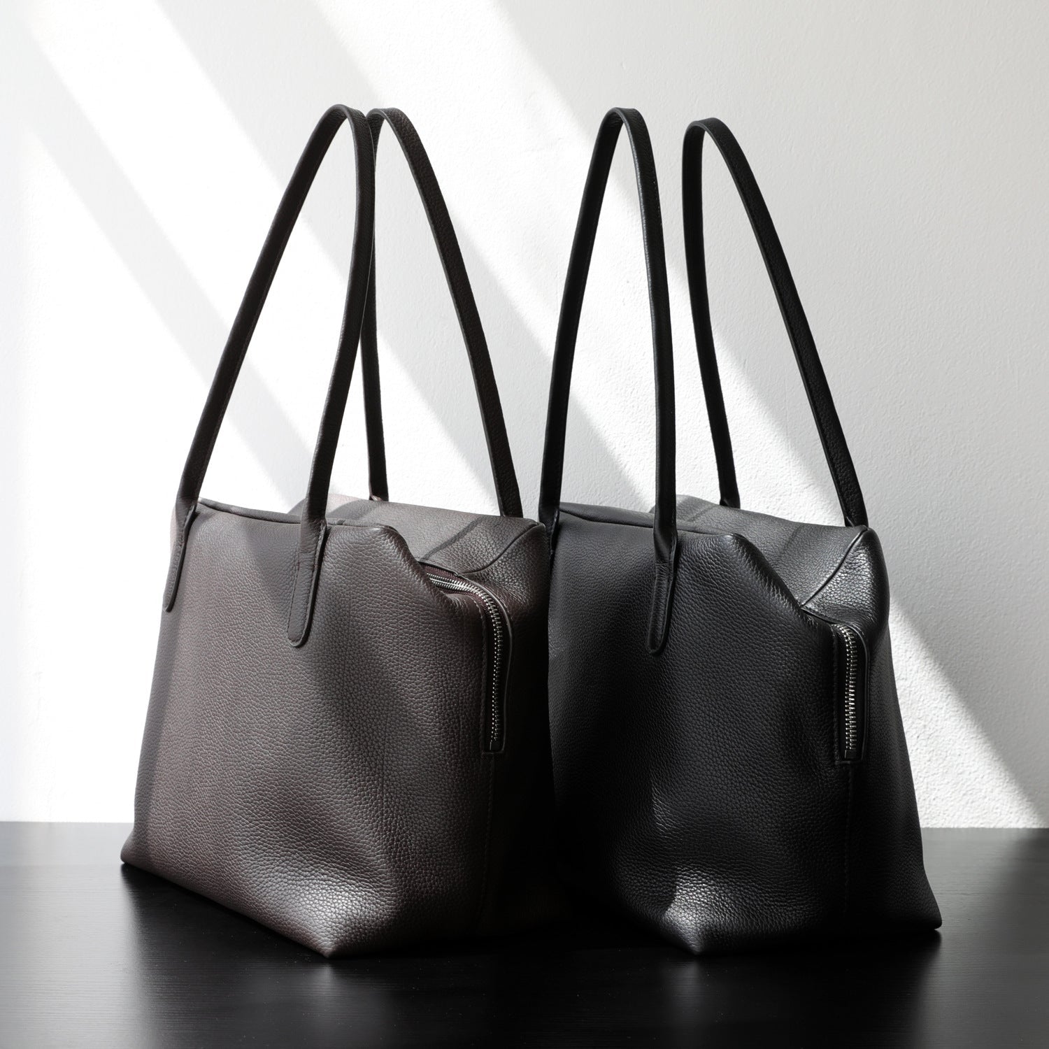 Borsa a tracolla semplice, rilassata e informale,in vera pelle - AYA BORSE