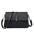 Flap Bag in Vera Pelle con Chiusura a Barretta Silver — Minimal Luxe - AYA BORSE 