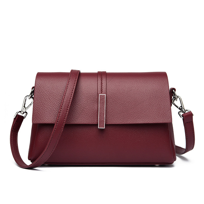 Flap Bag in Vera Pelle con Chiusura a Barretta Silver — Minimal Luxe - AYA BORSE 